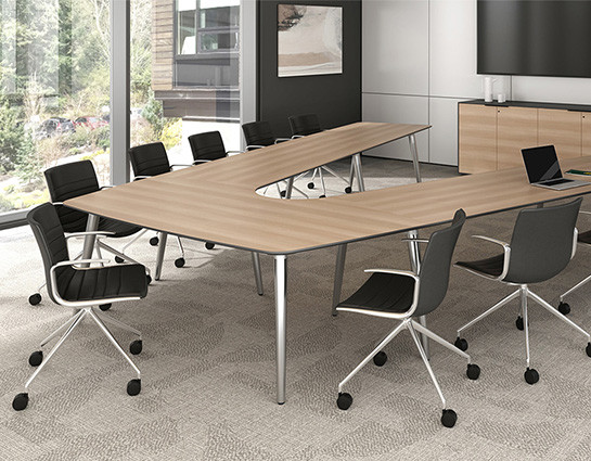 hover image - mastermind meeting