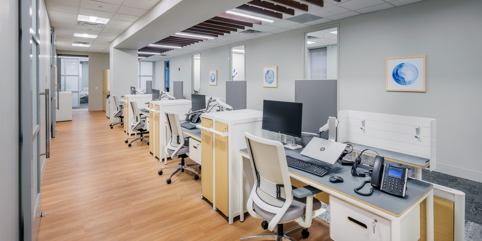 ModernMinds-C9Desk+Storage_2